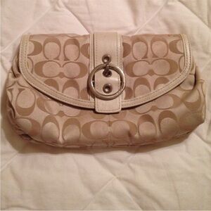 ON HOLD for @Solimar81 Coach Beige Signature Clutch